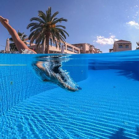 Isida Hotel Agia Marina Exteriér fotografie