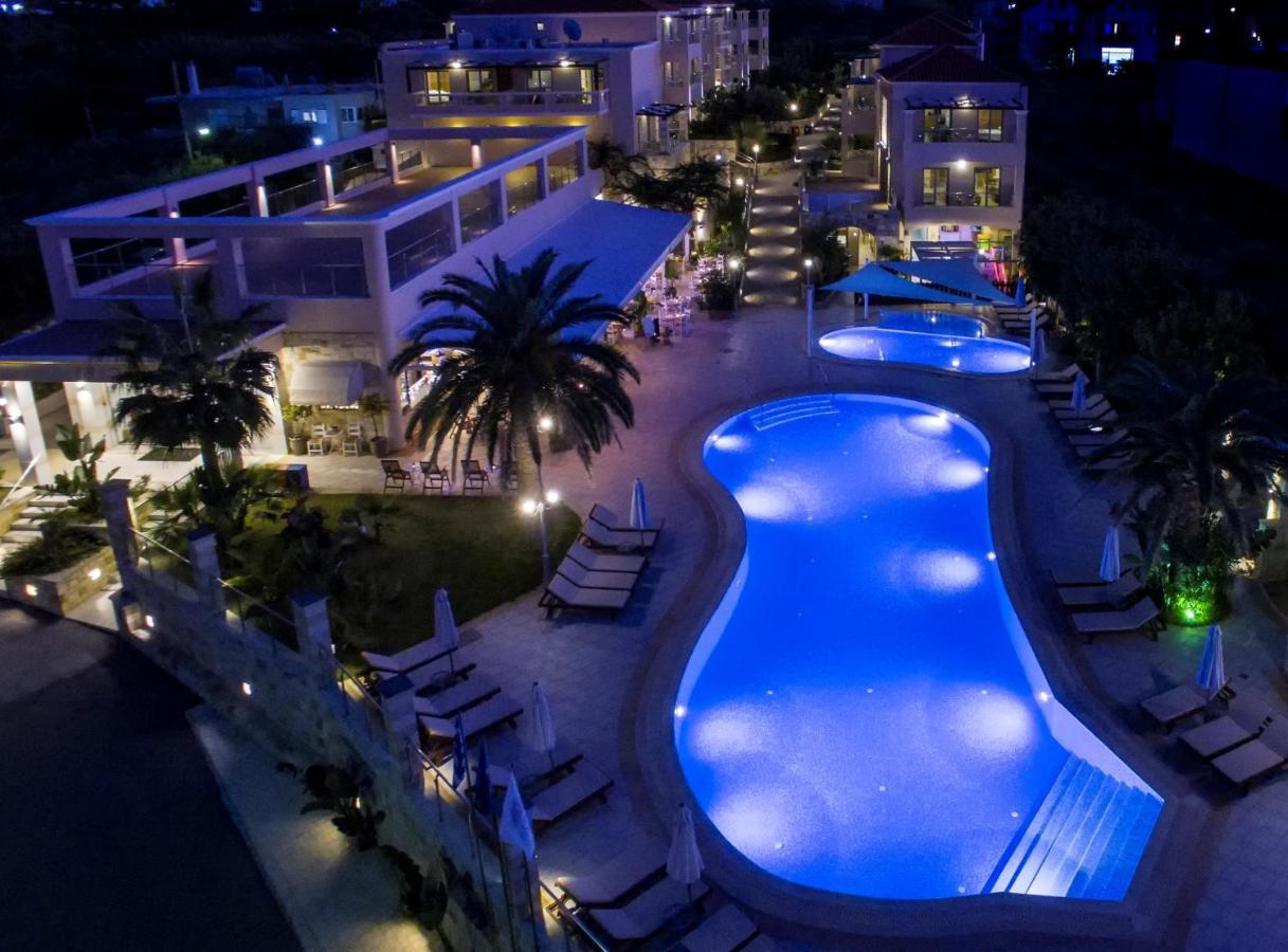 Isida Hotel Agia Marina Exteriér fotografie