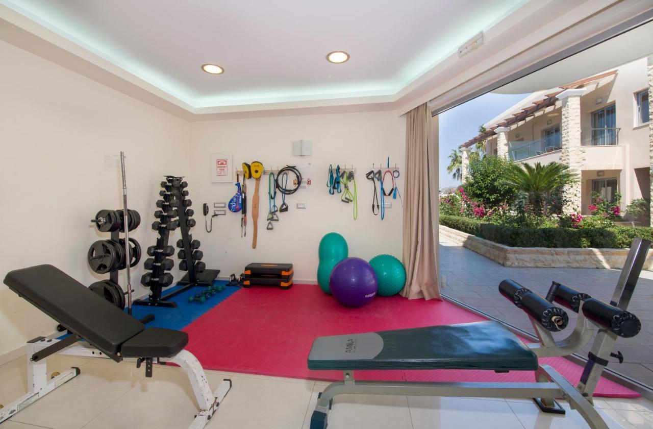 Isida Hotel Agia Marina Exteriér fotografie