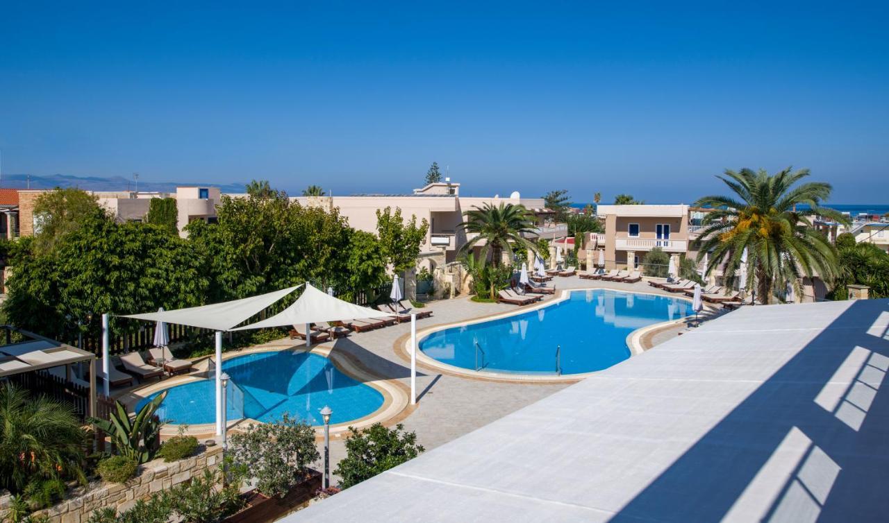 Isida Hotel Agia Marina Exteriér fotografie