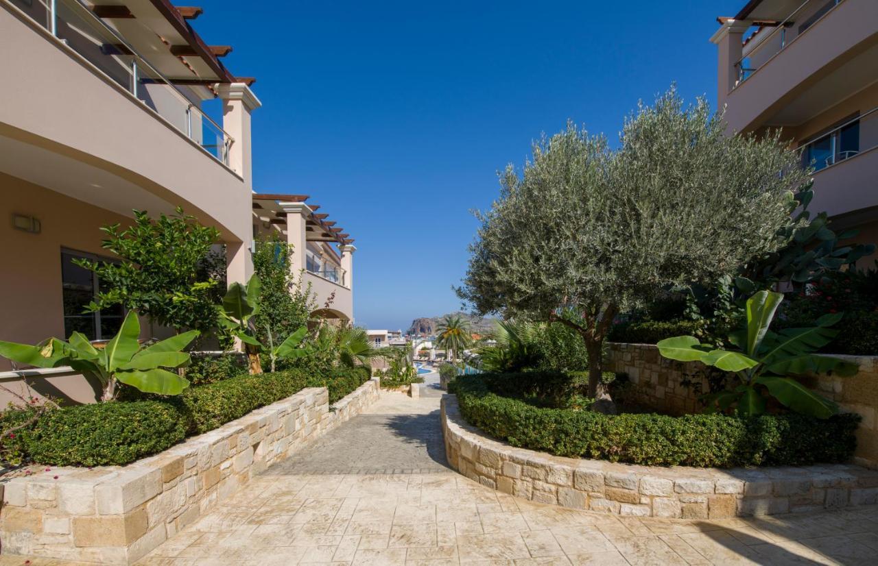 Isida Hotel Agia Marina Exteriér fotografie