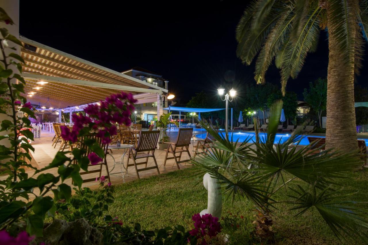 Isida Hotel Agia Marina Exteriér fotografie