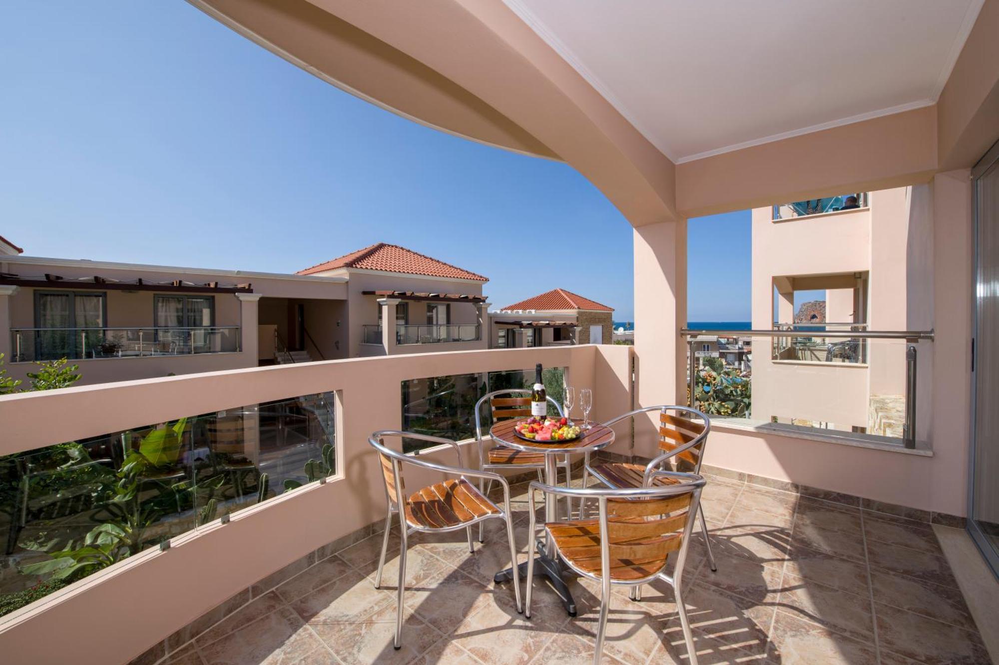 Isida Hotel Agia Marina Pokoj fotografie